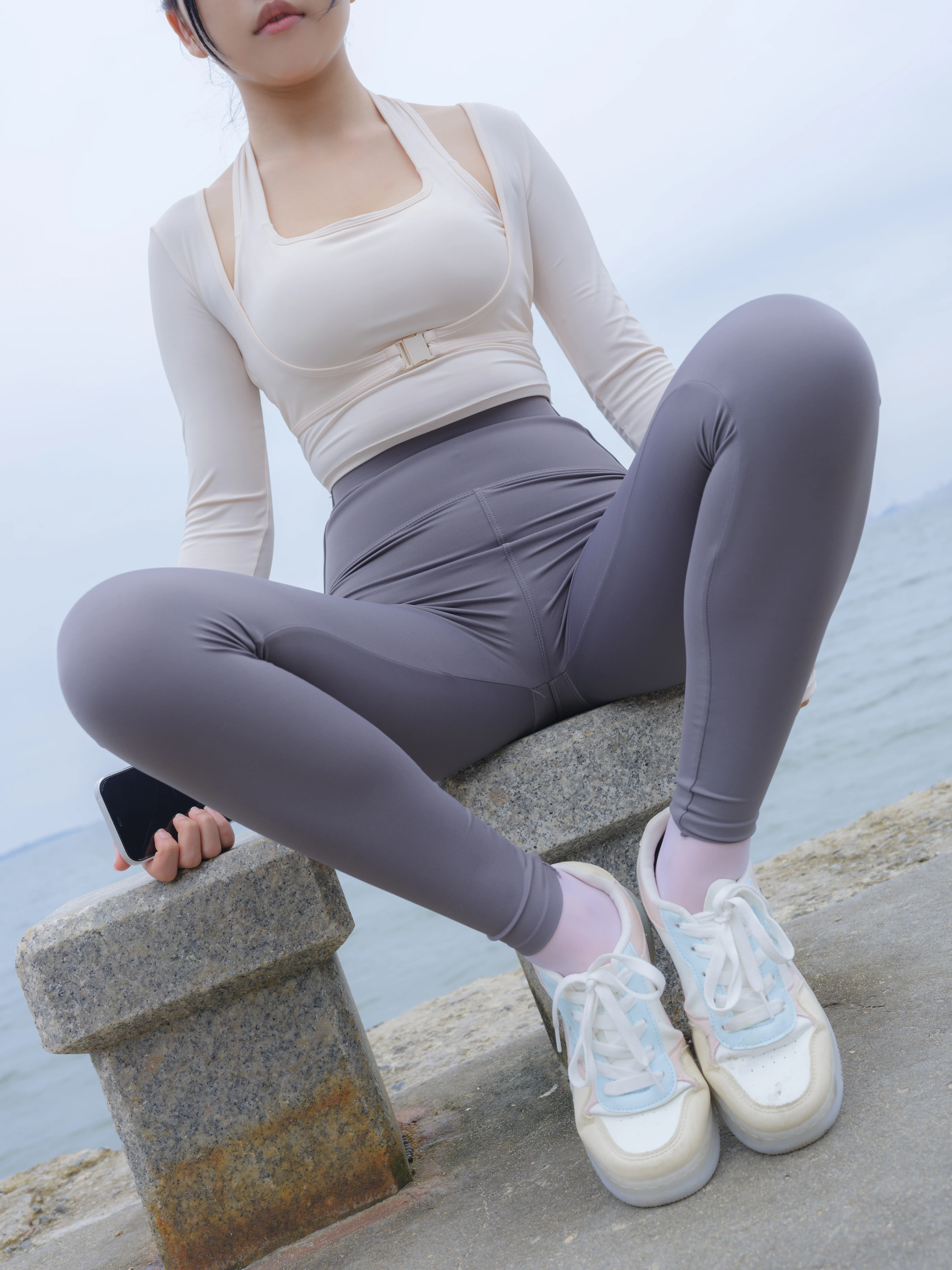 森萝财团 晴涩 11E4K 瑜伽服 [104P 1V]插图5